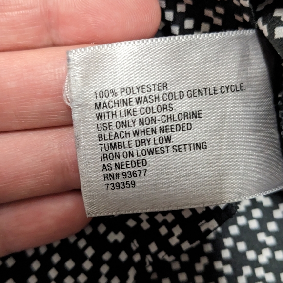 Worthington Sleeveless Blouse - Picture 3 of 7